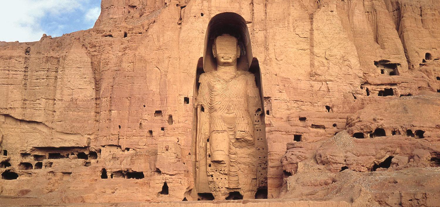 I Buddha di Bamiyan apparivano così prima della distruzione ad opera dei talebani nel 2002